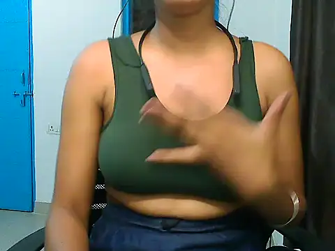 ur sassypriya online show from 06-18-26, 04:34