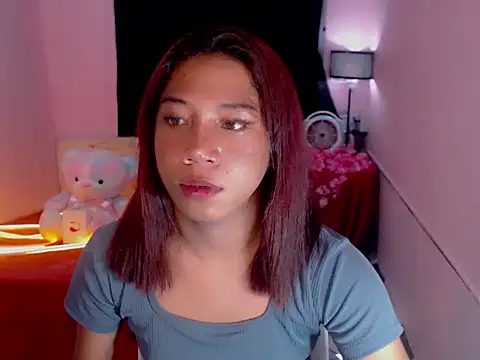 Snapshot of URsexyLylia chatting on 05-29-26, 10:05 URsexyLylia online show from 05-29-26, 10:05