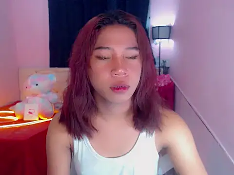 Snapshot of URsexyLylia chatting on 05-28-26, 01:35 URsexyLylia online show from 05-28-26, 01:35