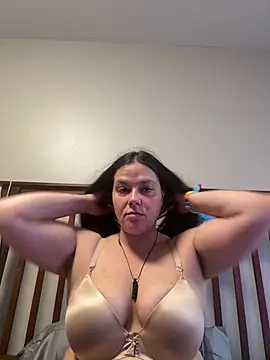 Snapshot of Ms_Ava_BB chatting on 06-08-26, 03:12 Ms Ava BB online show from 06-08-26, 03:12