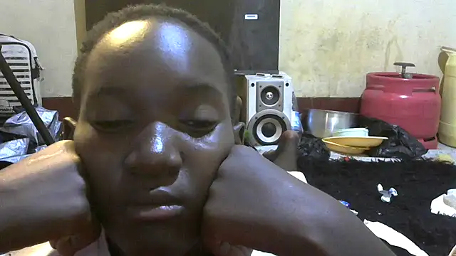 Snapshot of pusslove20 chatting on 05-06-26, 06:39 pusslove20 online show from 05-06-26, 06:39