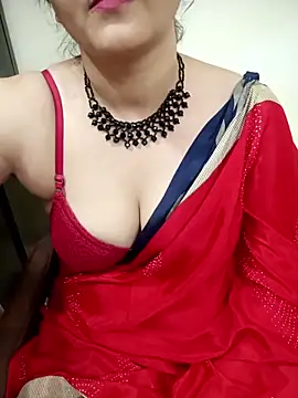 Snapshot of Aayaat__ chatting on 05-26-26, 05:55 Aayaat online show from 05-26-26, 05:55