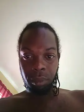 Snapshot of Bonergad chatting on 05-19-26, 02:02 Bonergad online show from 05-19-26, 02:02
