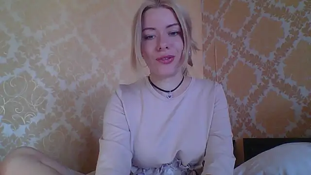 Snapshot of Softy_Aura_ chatting on 07-20-26, 09:49 Softy Aura online show from 07-20-26, 09:49