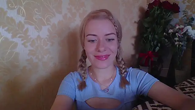 Snapshot of Softy_Aura_ chatting on 07-06-26, 10:55 Softy Aura online show from 07-06-26, 10:55