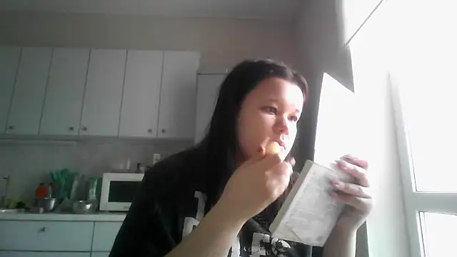 Snapshot of Amanda_Mia_ chatting on 05-12-26, 09:48 Amanda Mia online show from 05-12-26, 09:48