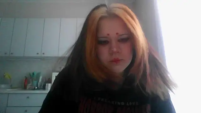 Snapshot of Amanda_Mia_ chatting on 05-19-26, 07:15 Amanda Mia online show from 05-19-26, 07:15