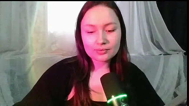 Tendre Amelia online show from 05-20-26, 04:04
