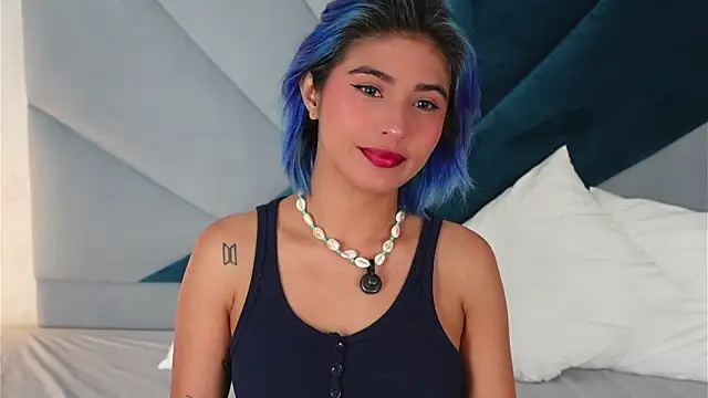 Snapshot of Sky_Riyoo chatting on 07-15-26, 04:30 Sky Riyoo online show from 07-15-26, 04:30