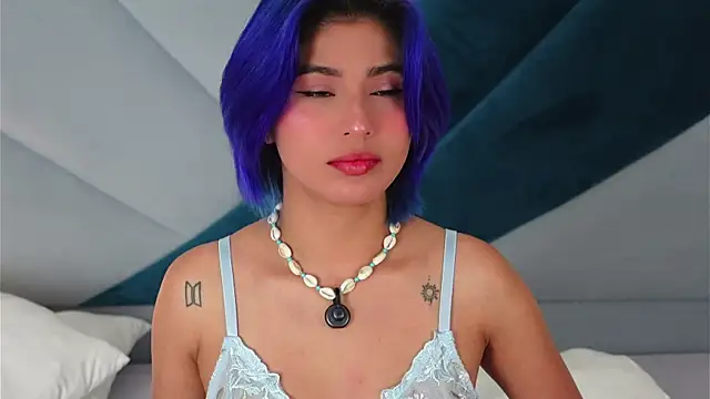 Snapshot of Sky_Riyoo chatting on 07-18-26, 04:32 Sky Riyoo online show from 07-18-26, 04:32