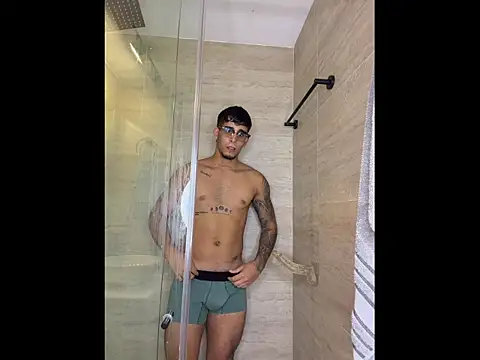 Iamcamilo   online show from 05-17-26, 03:39