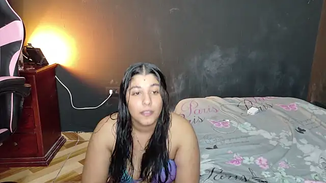 Snapshot of TinyCuckSph chatting on 05-15-26, 04:43 TinyCuckSph online show from 05-15-26, 04:43