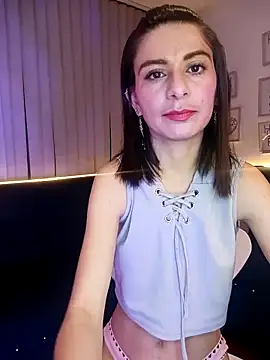 mariana  thompson online show from 05-10-26, 02:37