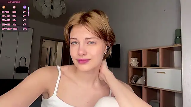 Snapshot of LinaFlamie chatting on 07-11-26, 10:15 LinaFlamie online show from 07-11-26, 10:15