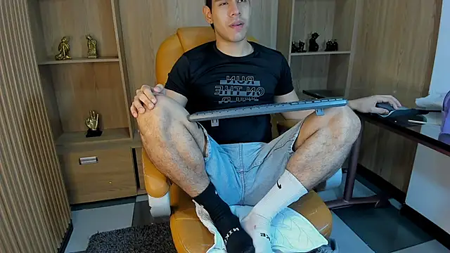 Derek Voss online show from 04-28-26, 11:47