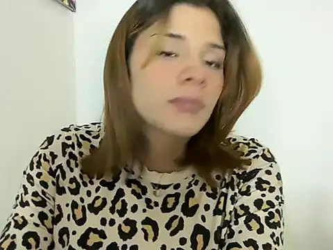Snapshot of Im__molly6 chatting on 06-12-26, 11:24 Im molly6 online show from 06-12-26, 11:24