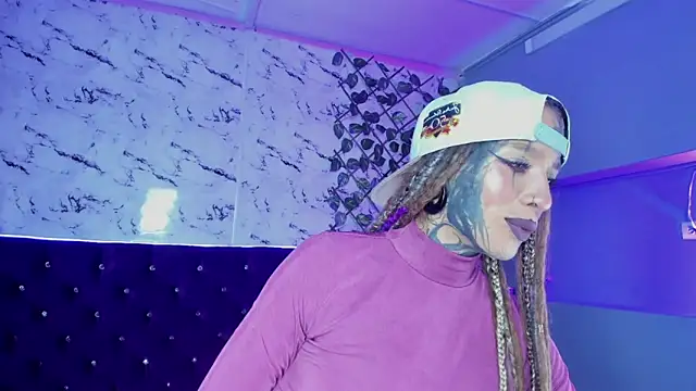 Lucy Doll8 online show from 06-10-26, 08:43