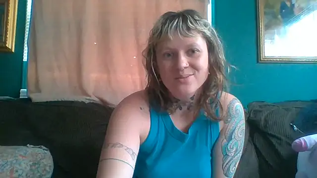 RosieSwitchBitch online show from 06-25-26, 04:56