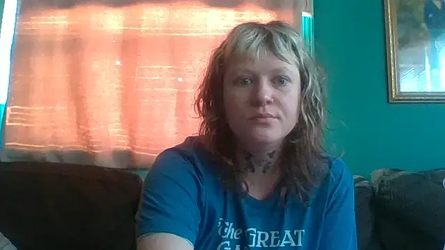 RosieSwitchBitch online show from 06-27-26, 11:16
