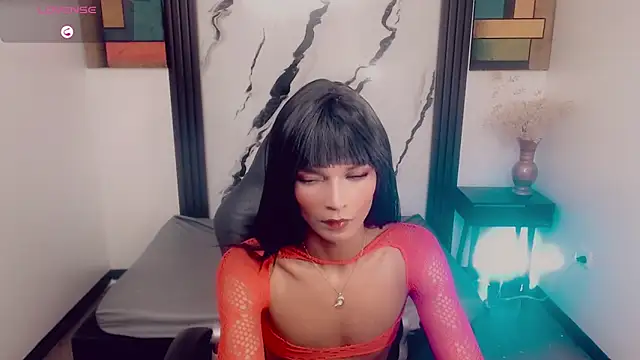 Snapshot of _emma_miller chatting on 06-19-26, 11:27 emma miller online show from 06-19-26, 11:27