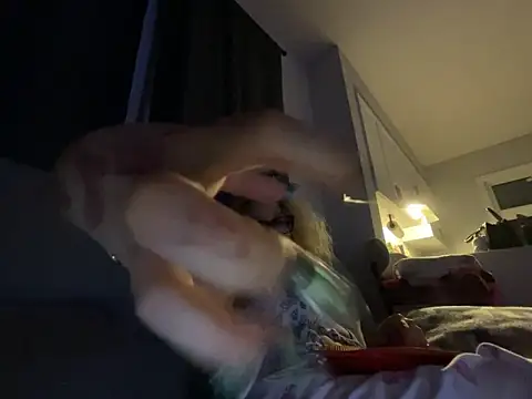 Badlilfantasy online show from 05-06-26, 06:28