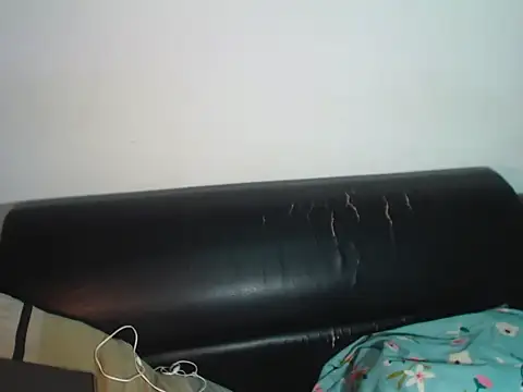 Snapshot of BellaLuxxs chatting on 07-10-26, 11:16 BellaLuxxs online show from 07-10-26, 11:16