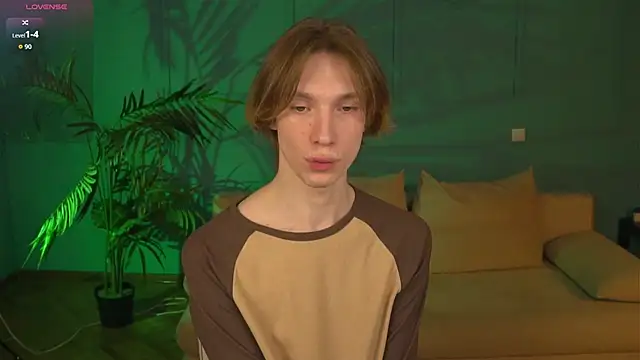 Snapshot of Daniel_Schmidt chatting on 05-05-26, 05:32 Daniel Schmidt online show from 05-05-26, 05:32