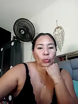 Angelsashaa07 online show from 07-21-26, 09:38
