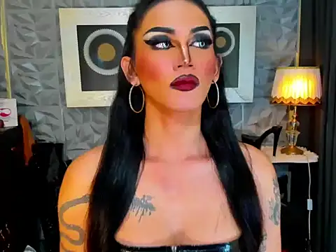 Snapshot of lubottarah chatting on 06-26-26, 07:42 lubottarah online show from 06-26-26, 07:42