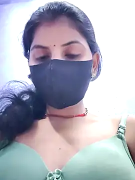 Snapshot of RUHI_1143 chatting on 05-05-26, 08:39 RUHI 1143 online show from 05-05-26, 08:39
