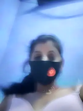 RUHI 1143 online show from 07-14-26, 05:08