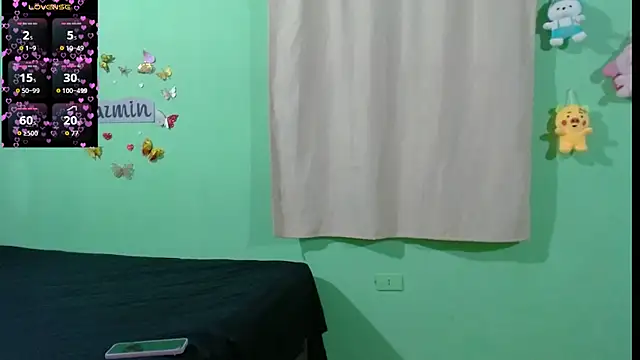 Snapshot of cute_hamster_69 chatting on 06-11-26, 03:03 cute hamster 69 online show from 06-11-26, 03:03