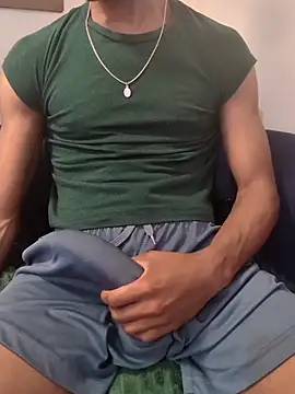 Snapshot of Switcherxxx chatting on 05-22-26, 03:26 Switcherxxx online show from 05-22-26, 03:26