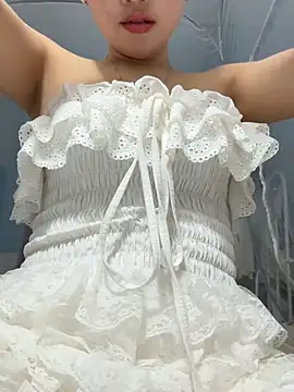 Snapshot of Miu-lete chatting on 05-20-26, 11:40 Miu-lete online show from 05-20-26, 11:40