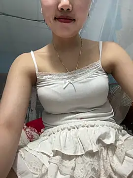 Snapshot of Miu-lete chatting on 05-19-26, 06:26 Miu-lete online show from 05-19-26, 06:26