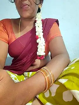 Snapshot of Tamil_Hot_HoneyBee chatting on 06-23-26, 05:55 Tamil Hot HoneyBee online show from 06-23-26, 05:55