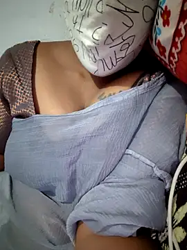 Snapshot of Tamil_Hot_HoneyBee chatting on 05-26-26, 06:33 Tamil Hot HoneyBee online show from 05-26-26, 06:33