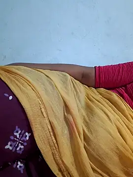 Snapshot of Tamil_Hot_HoneyBee chatting on 07-30-26, 05:12 Tamil Hot HoneyBee online show from 07-30-26, 05:12