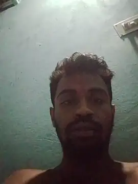 Snapshot of desibullboybd chatting on 05-10-26, 02:41 desibullboybd online show from 05-10-26, 02:41