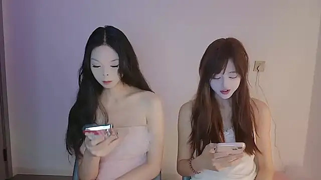 Zhizhi-99 online show from 05-29-26, 04:35