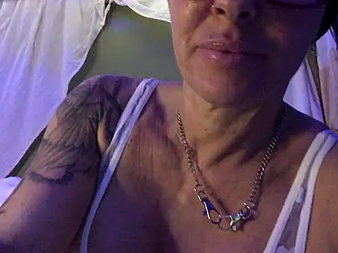 claraxloveuse online show from 05-08-26, 12:20