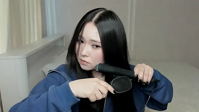 TeshaHeinsohn online show from 04-26-26, 04:21