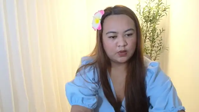 Snapshot of Czarinna chatting on 05-25-26, 04:38 Czarinna online show from 05-25-26, 04:38