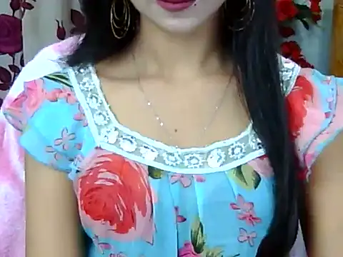 Alina Nur online show from 05-08-26, 06:34