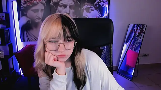 NyxCalderra online show from 07-08-26, 10:38