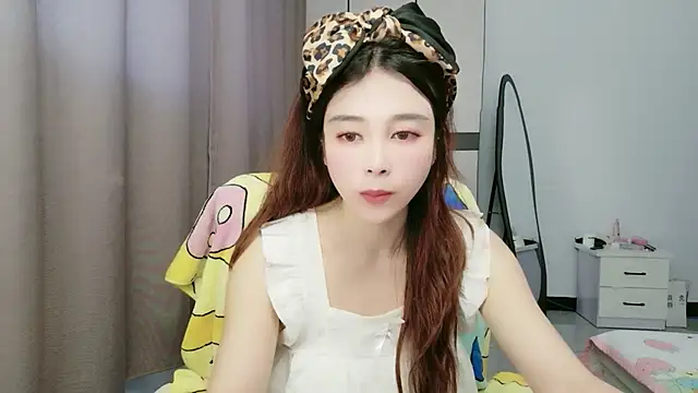 Snapshot of xiaoxiaohong030 chatting on 06-08-26, 01:28 xiaoxiaohong030 online show from 06-08-26, 01:28