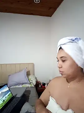 Snapshot of JoslinEvanss chatting on 04-30-26, 01:40 JoslinEvanss online show from 04-30-26, 01:40