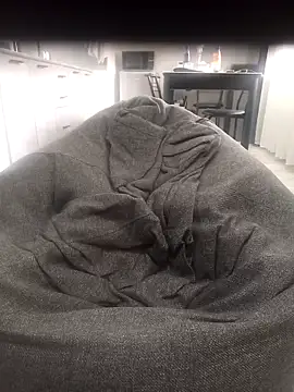 Leonn84 online show from 04-25-26, 07:33