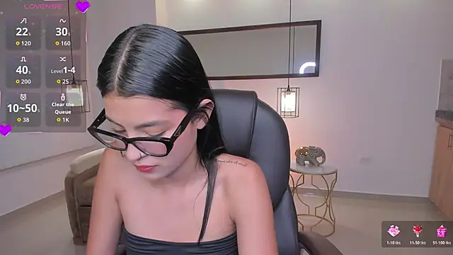 Snapshot of amber_willow chatting on 06-05-26, 01:43 amber willow online show from 06-05-26, 01:43