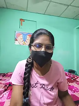 Snapshot of Sameera-sexy chatting on 05-24-26, 05:24 Sameera-sexy online show from 05-24-26, 05:24